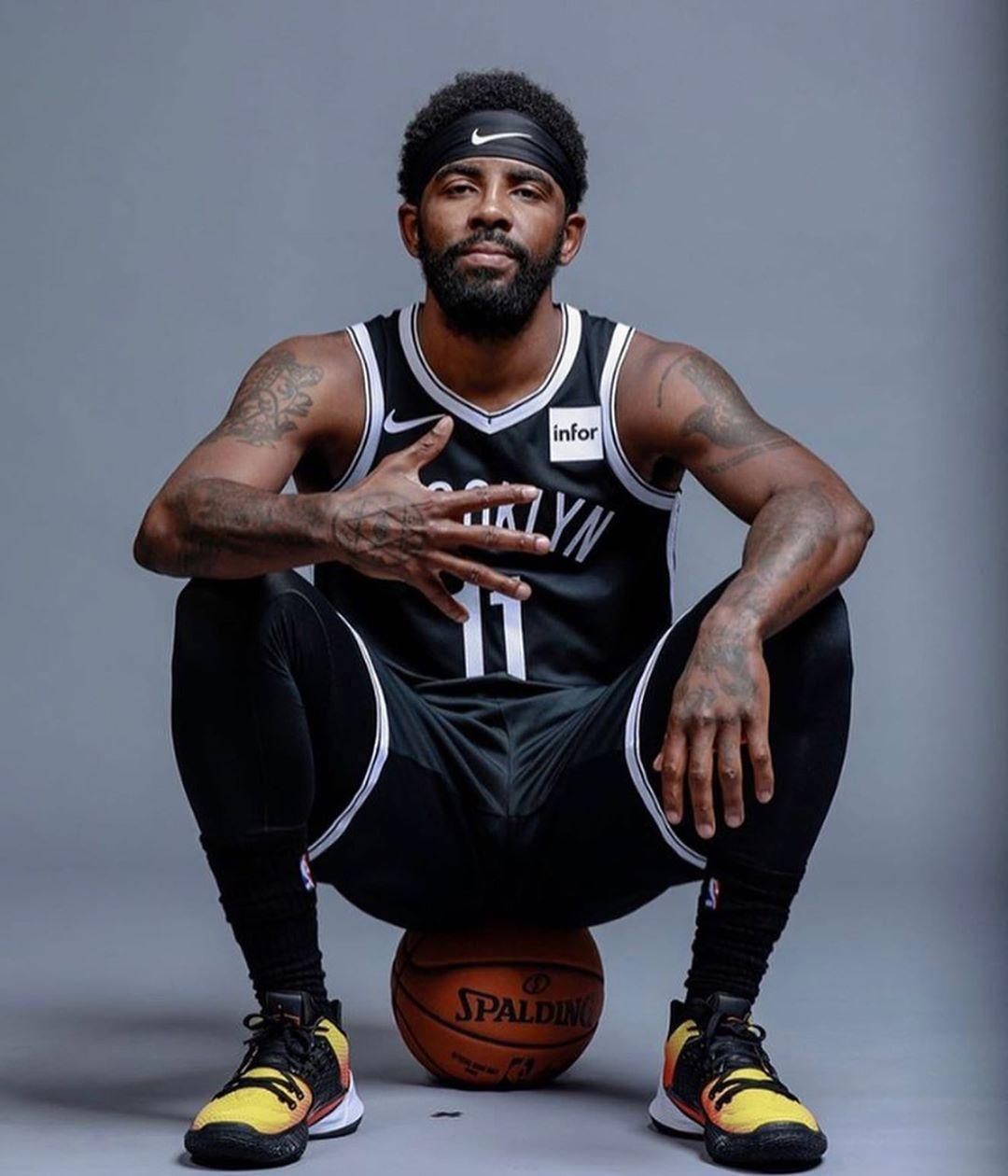 三场比赛中 三场比赛中