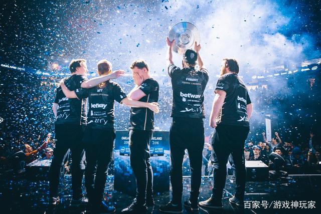 展现了大赛 展现了大赛