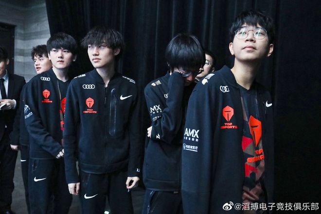 享有盛名的 享有盛名的