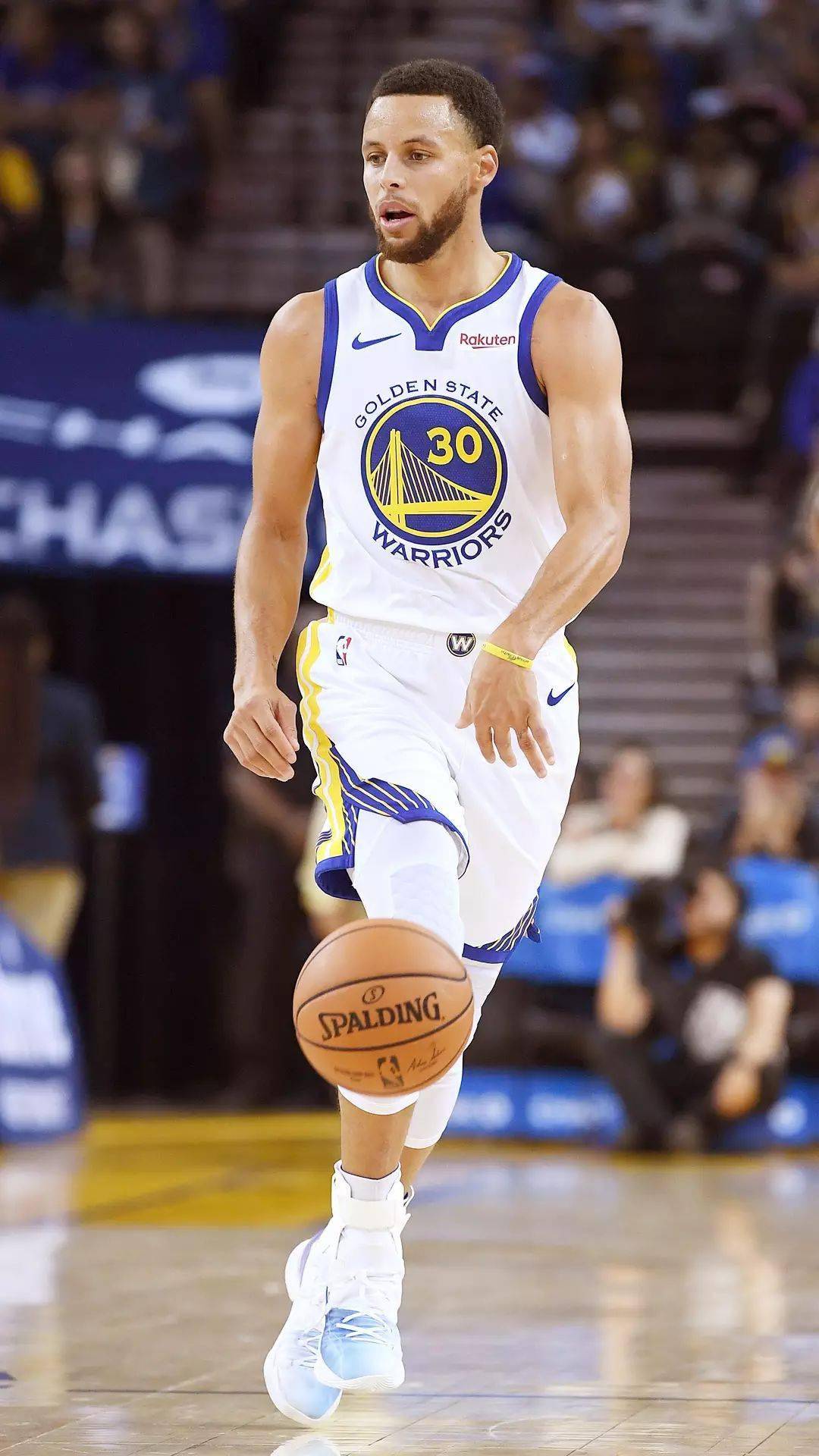 巨头们不仅 巨头们不仅