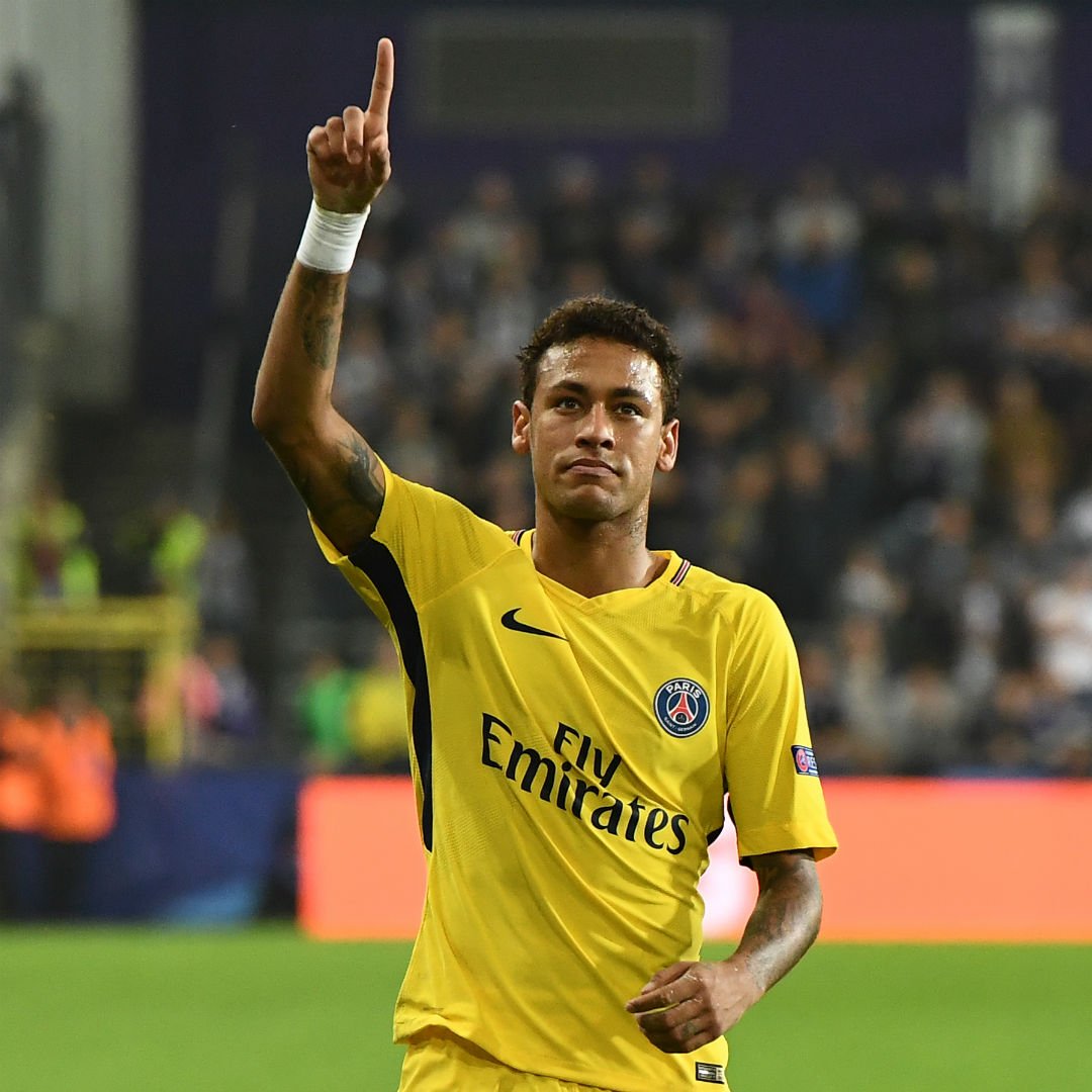 他在无球跑 他在无球跑